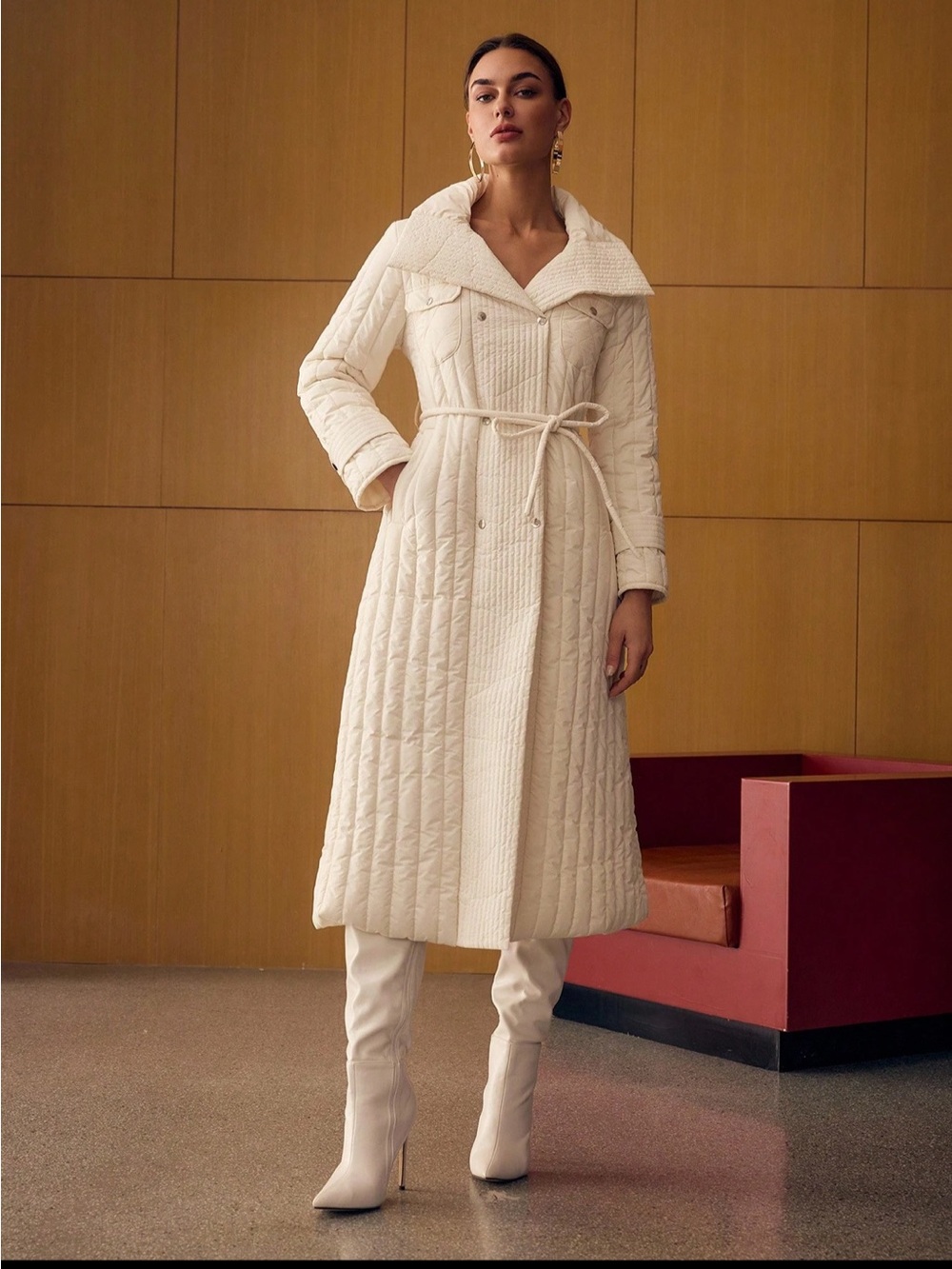 MOTF Coat quilted cream with belt and NWT